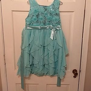 American Princess-Girl's dress 20.5